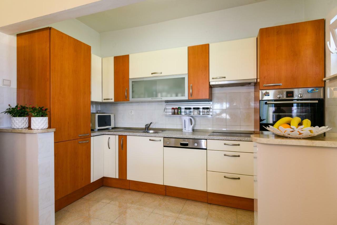 Marinella Apartment Trogir Luaran gambar
